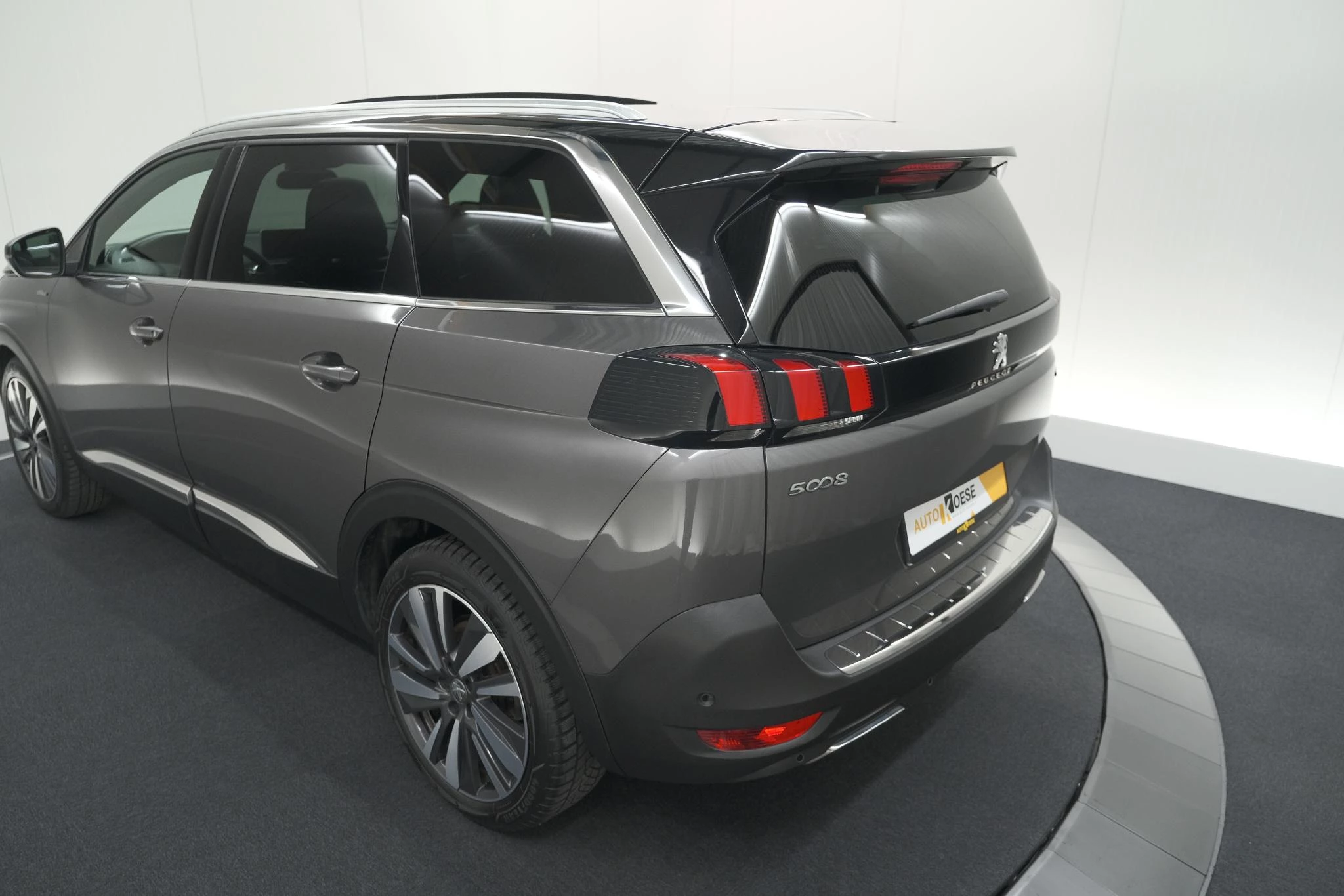 Hoofdafbeelding Peugeot 5008