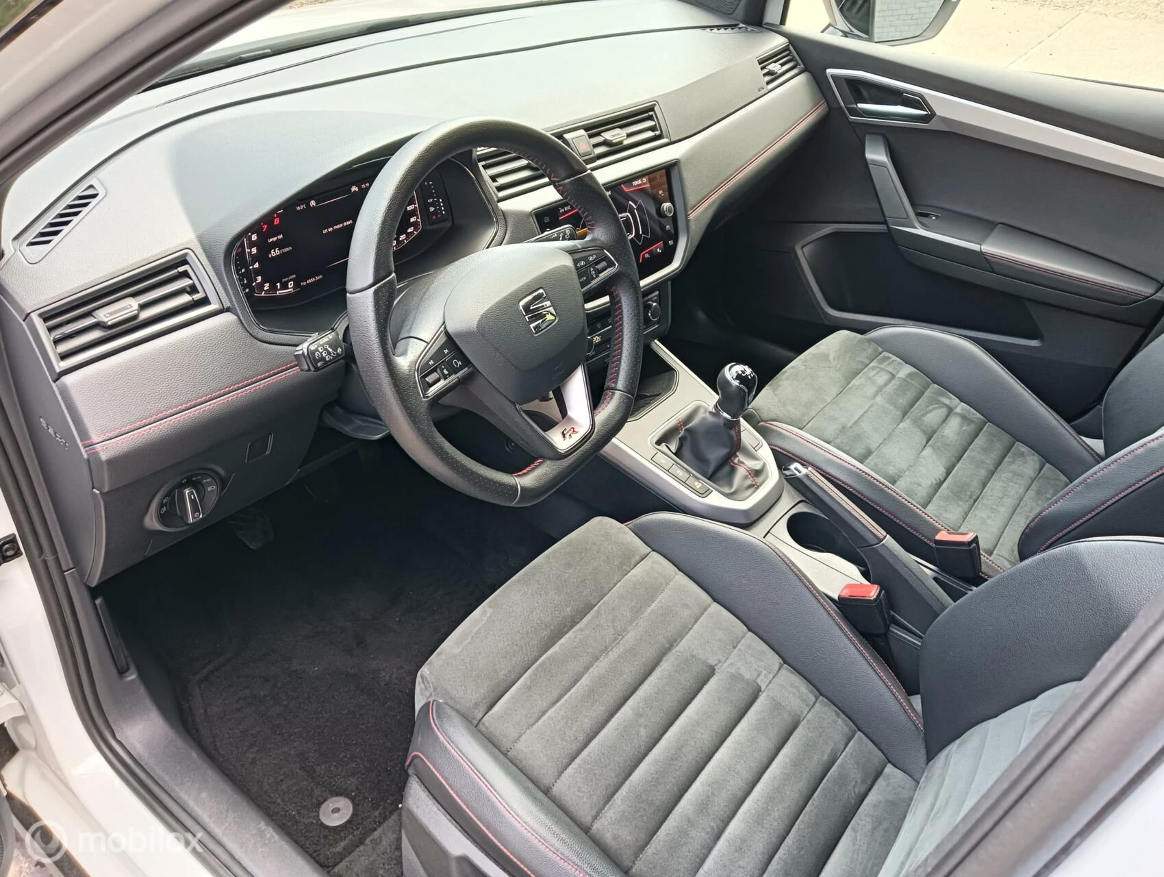 Hoofdafbeelding SEAT Arona