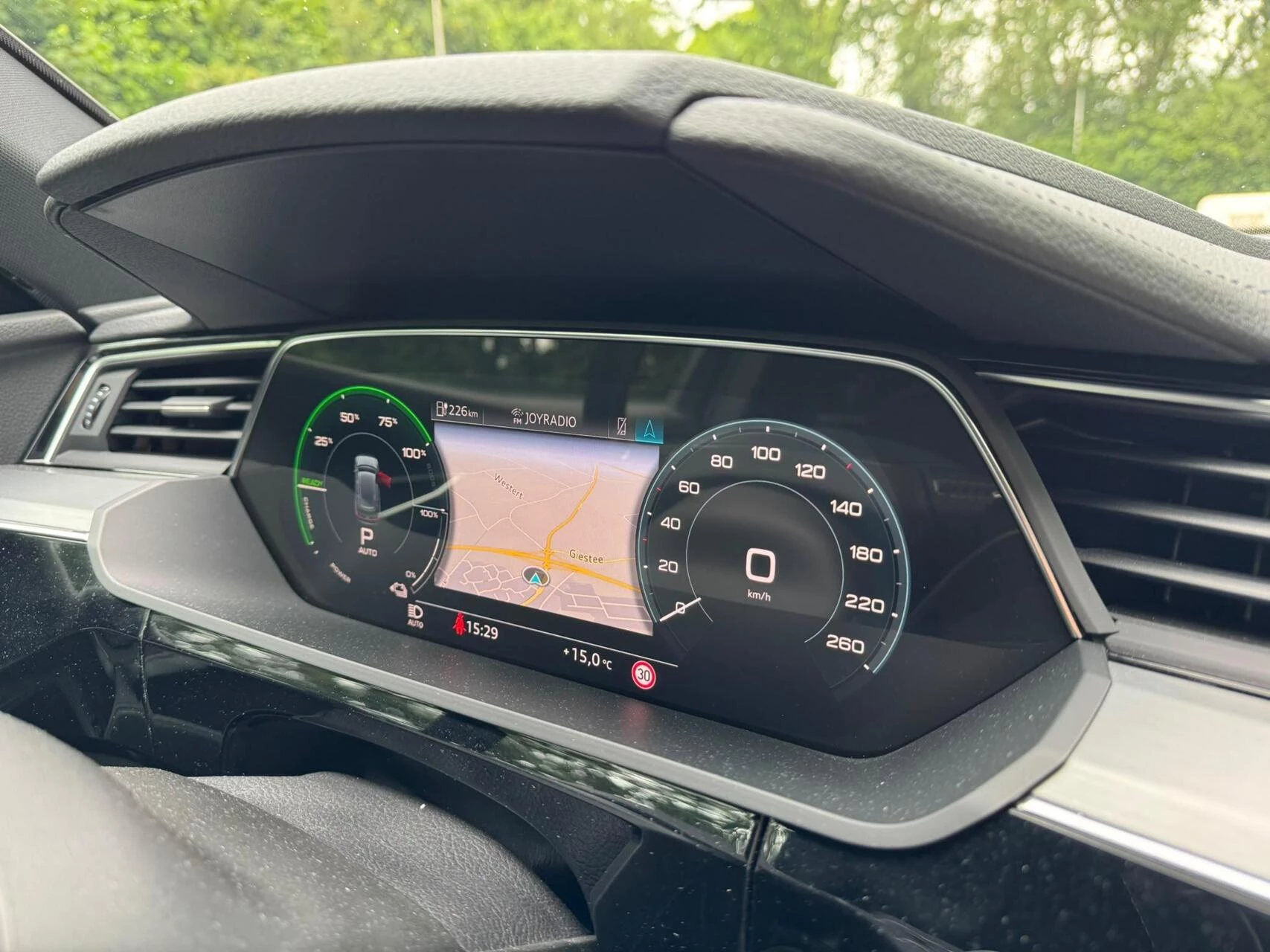 Hoofdafbeelding Audi e-tron