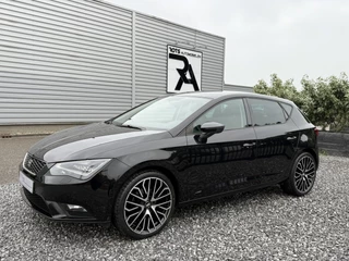 Hoofdafbeelding SEAT Leon SEAT Leon 1.2 TSI DSG Style Navi|LED|Cruis|Media Zwart