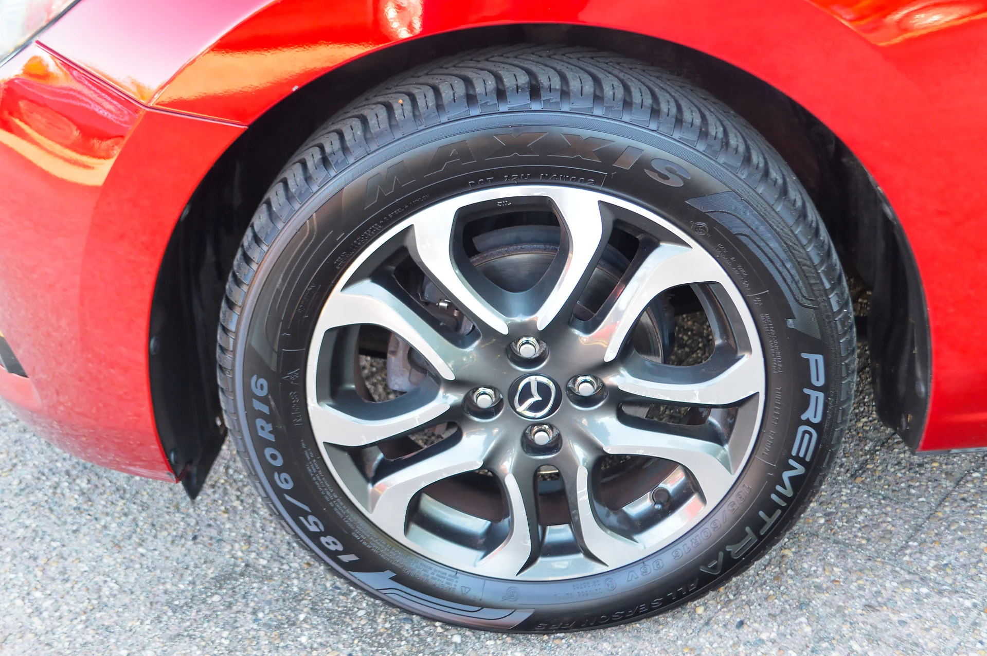 Hoofdafbeelding Mazda 2
