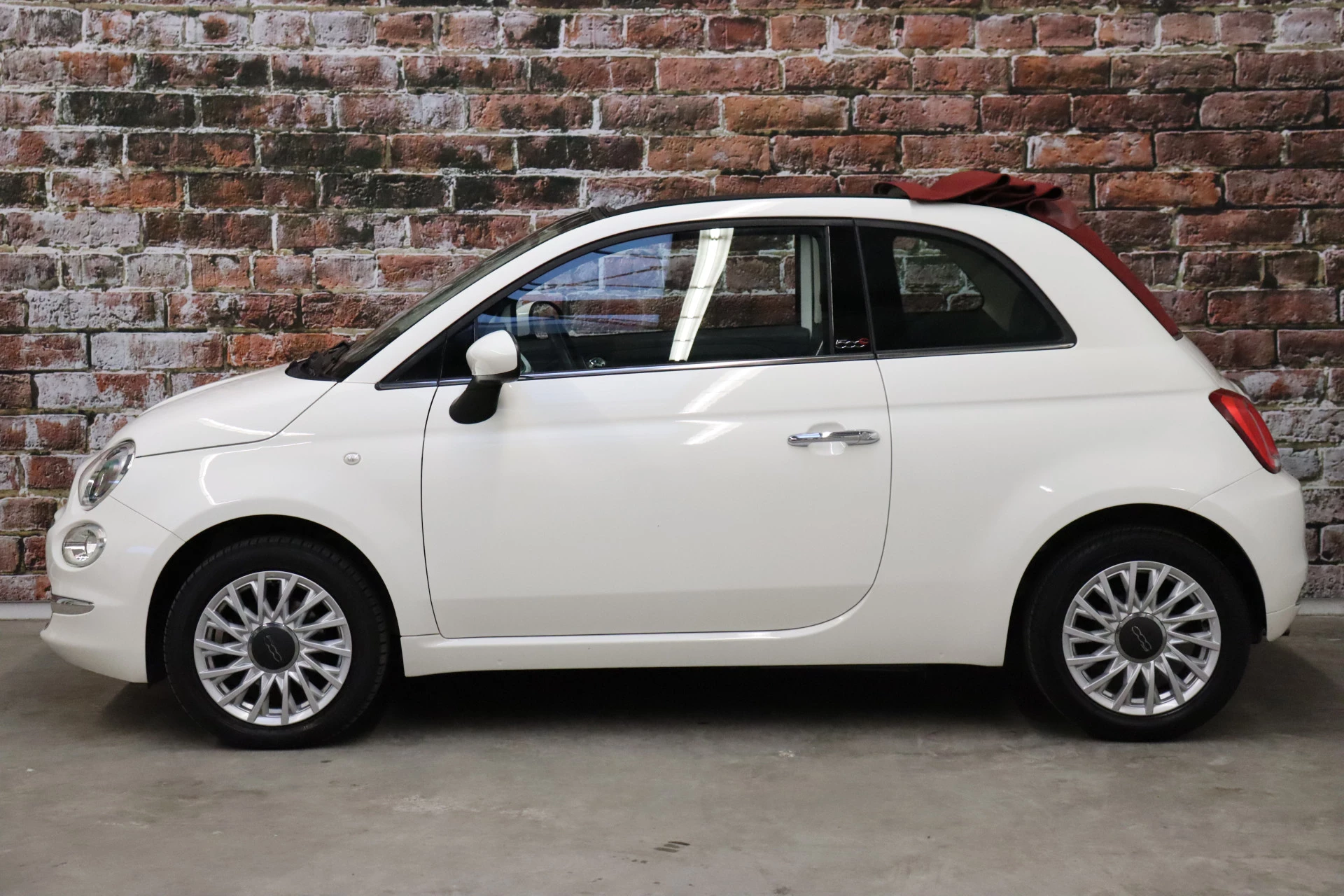 Hoofdafbeelding Fiat 500C