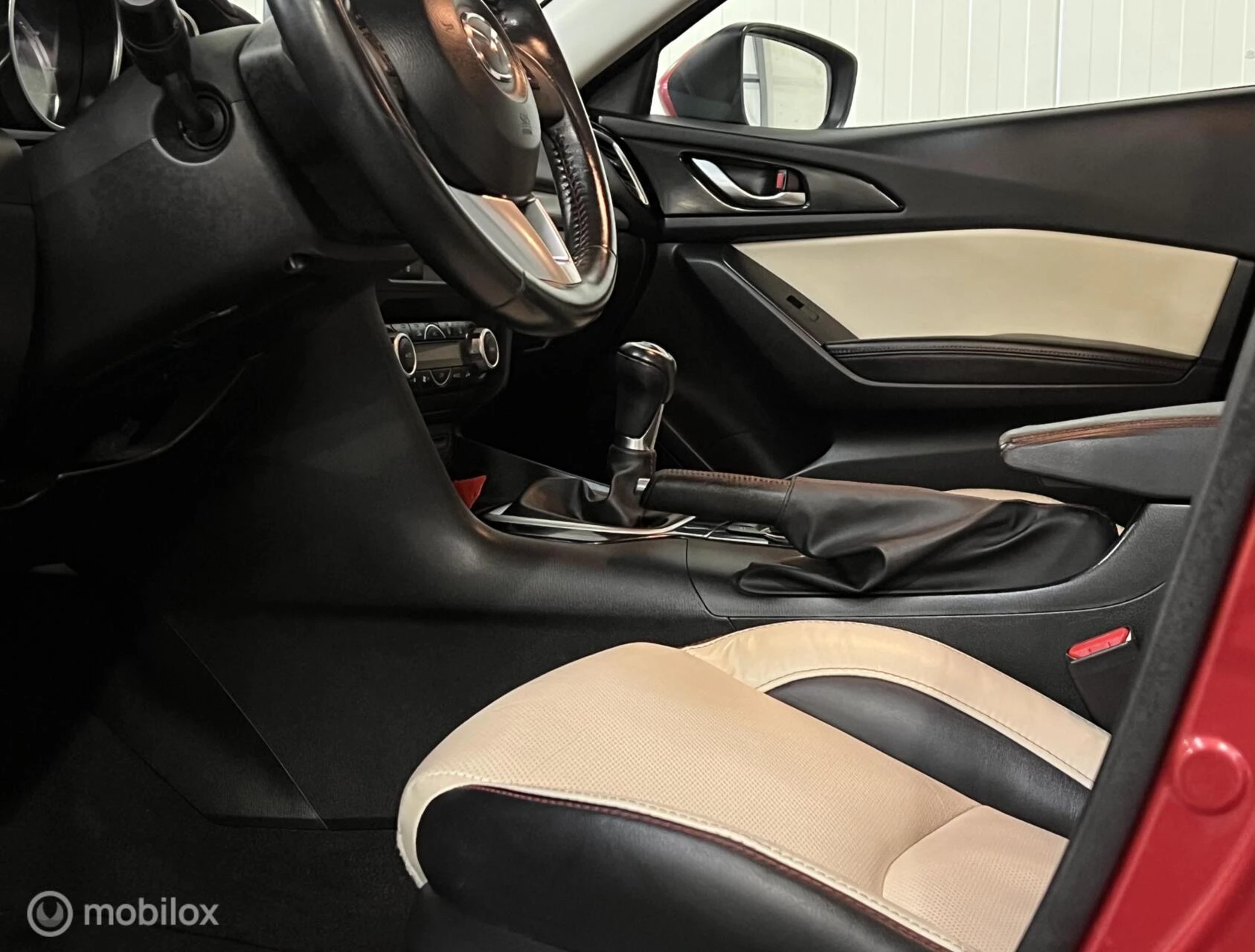 Hoofdafbeelding Mazda 3
