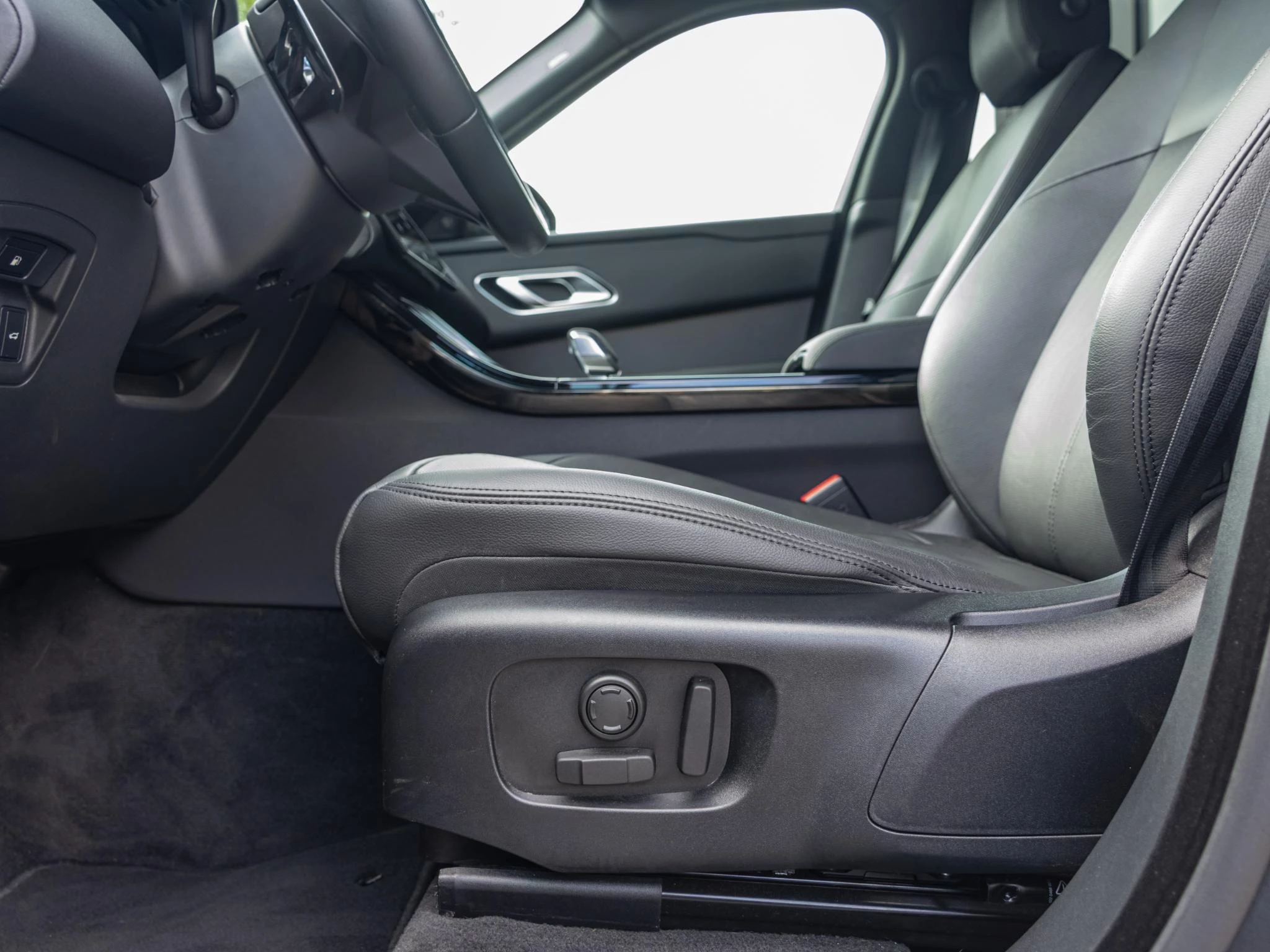 Hoofdafbeelding Land Rover Range Rover Velar