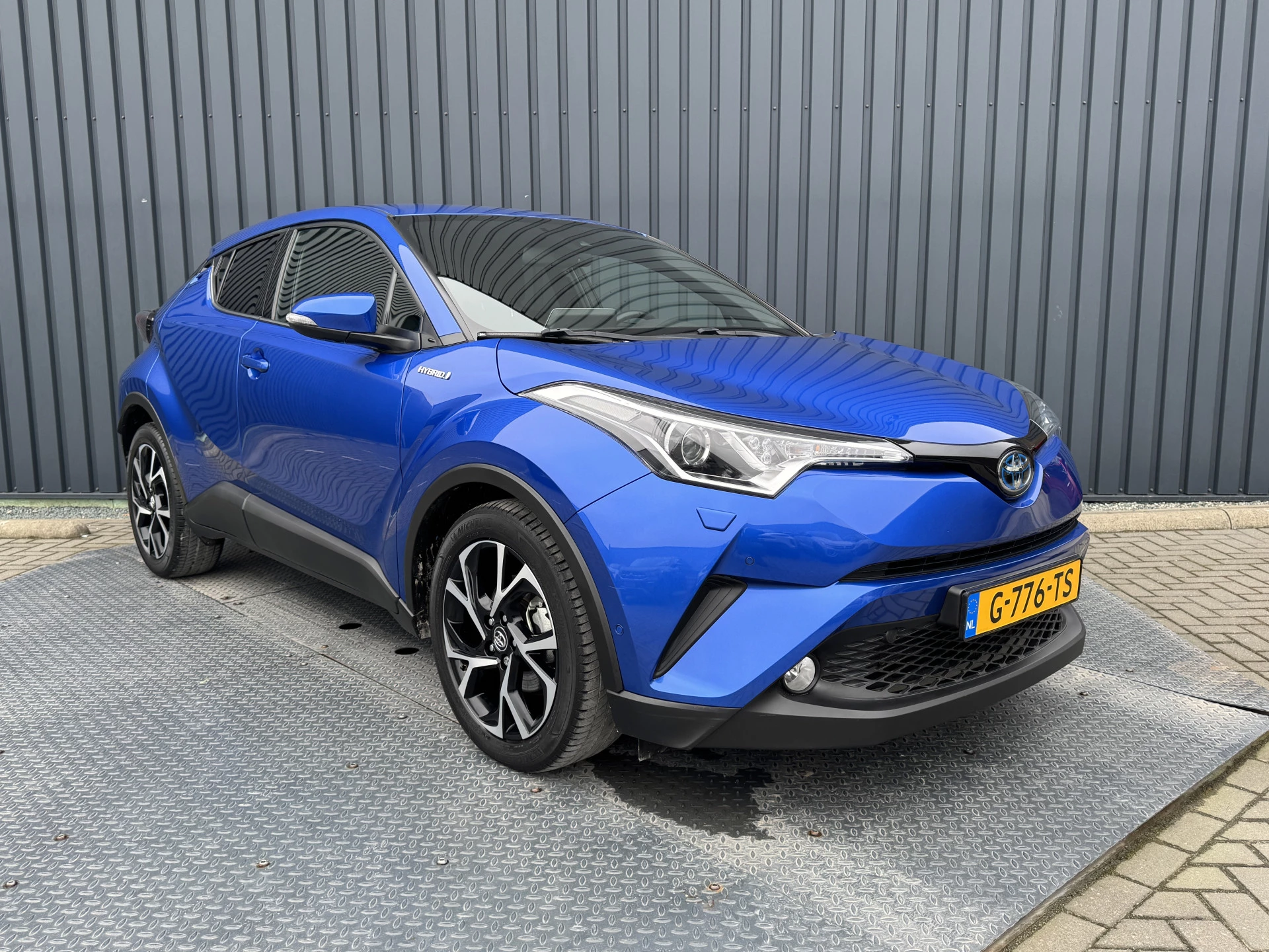 Hoofdafbeelding Toyota C-HR