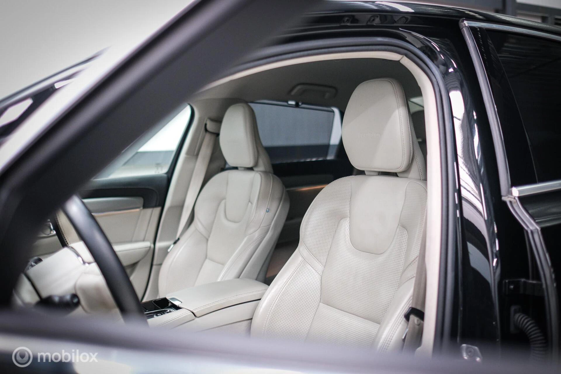 Hoofdafbeelding Volvo S90