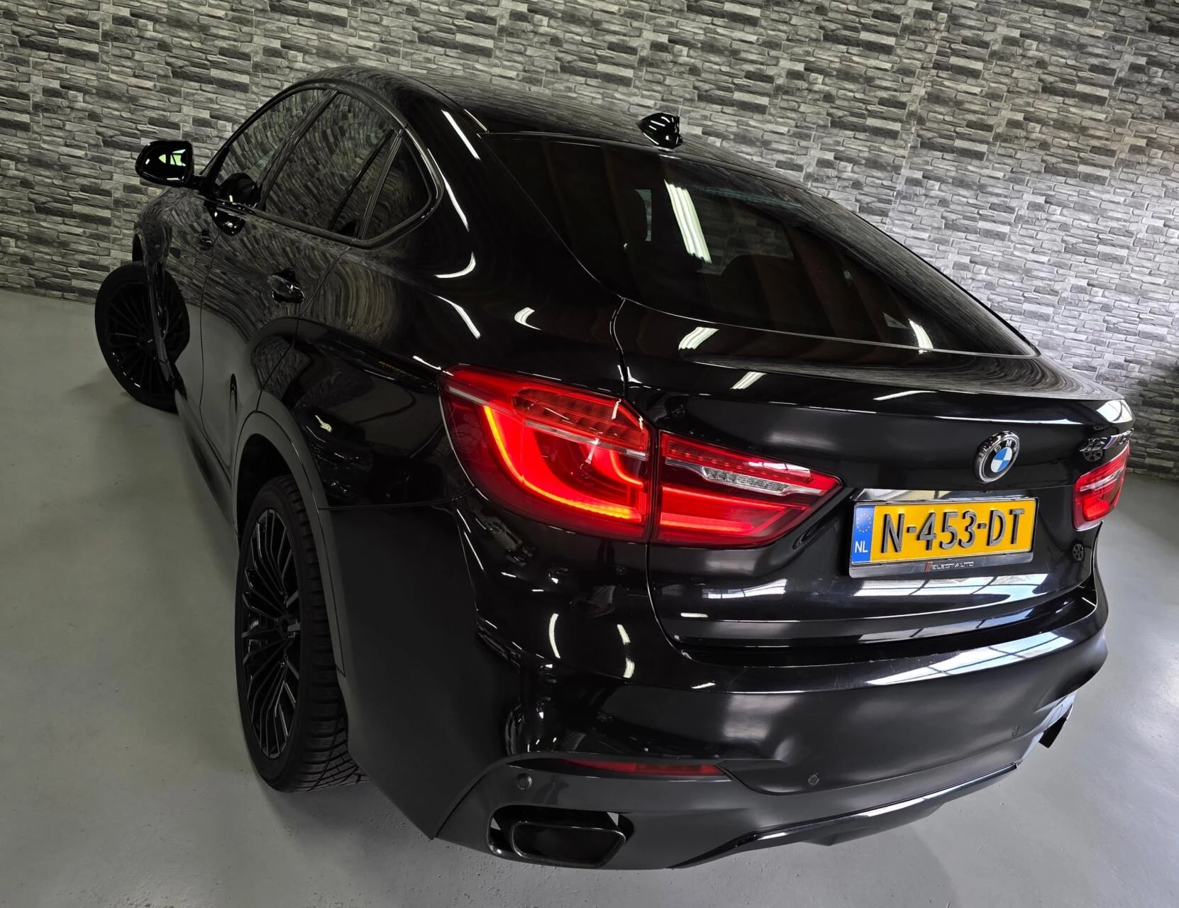 Hoofdafbeelding BMW X6