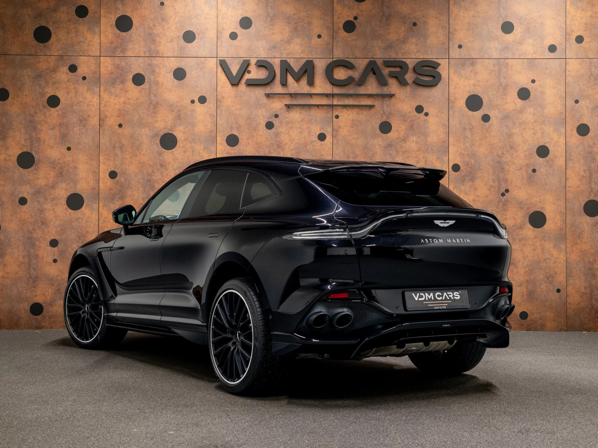 Hoofdafbeelding Aston Martin DBX