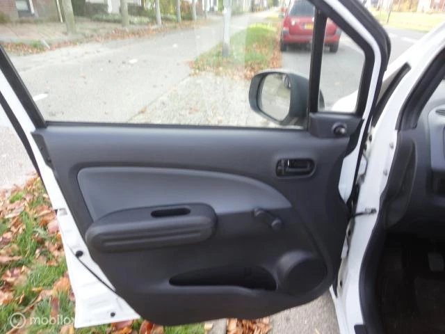 Hoofdafbeelding Opel Agila