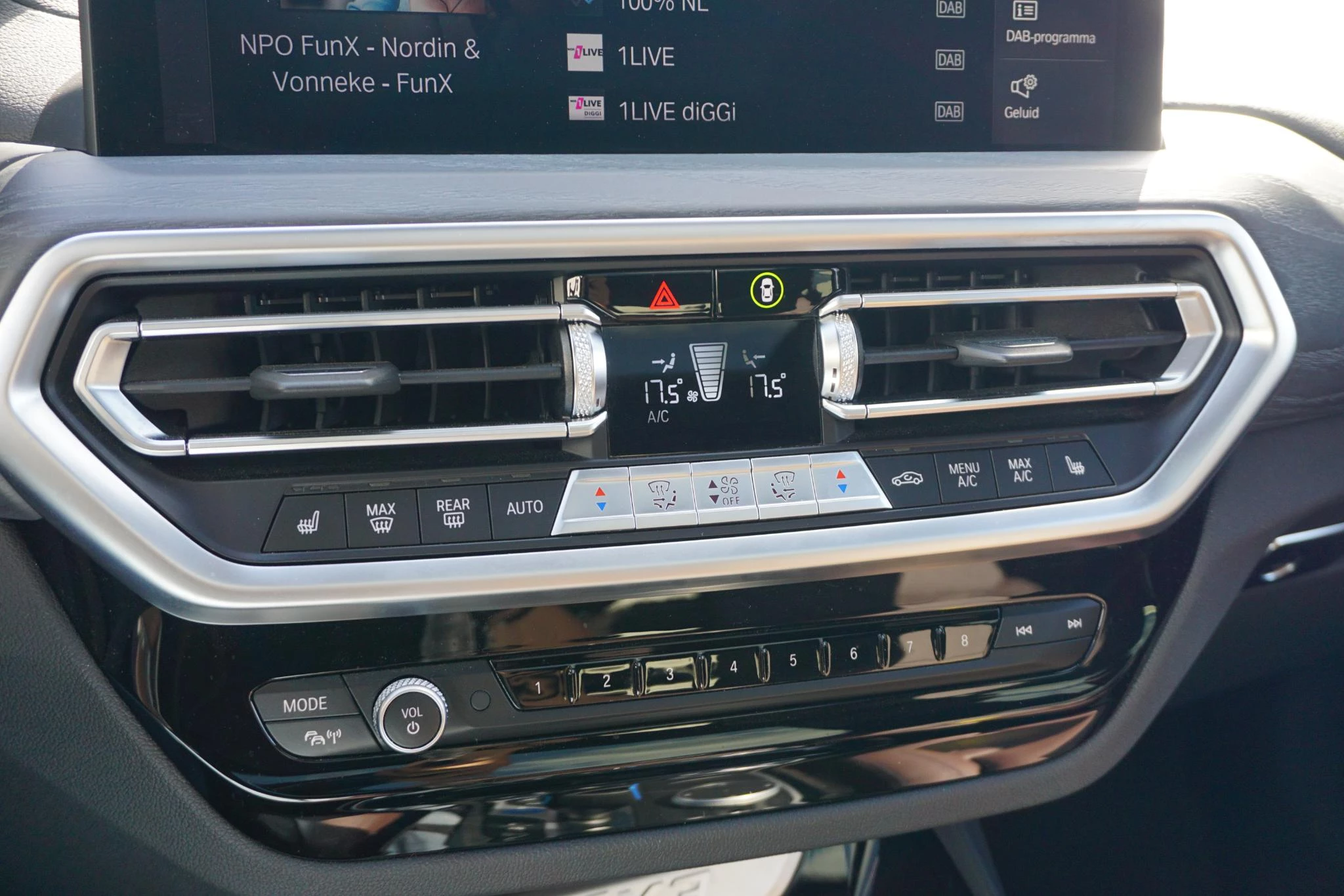 Hoofdafbeelding BMW iX3