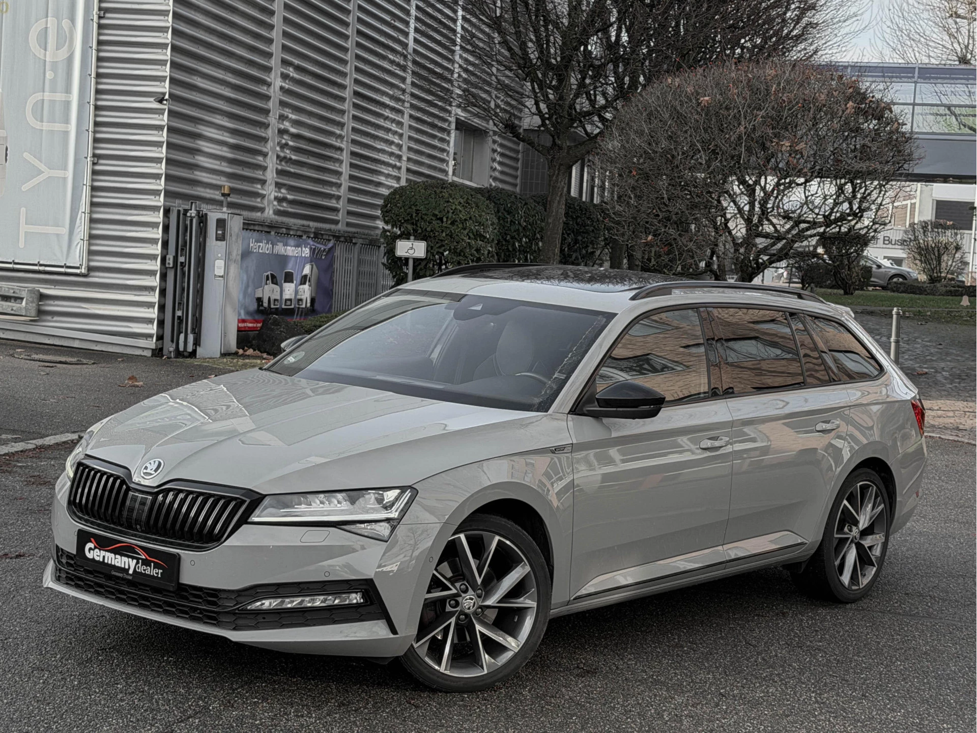 Hoofdafbeelding Škoda Superb