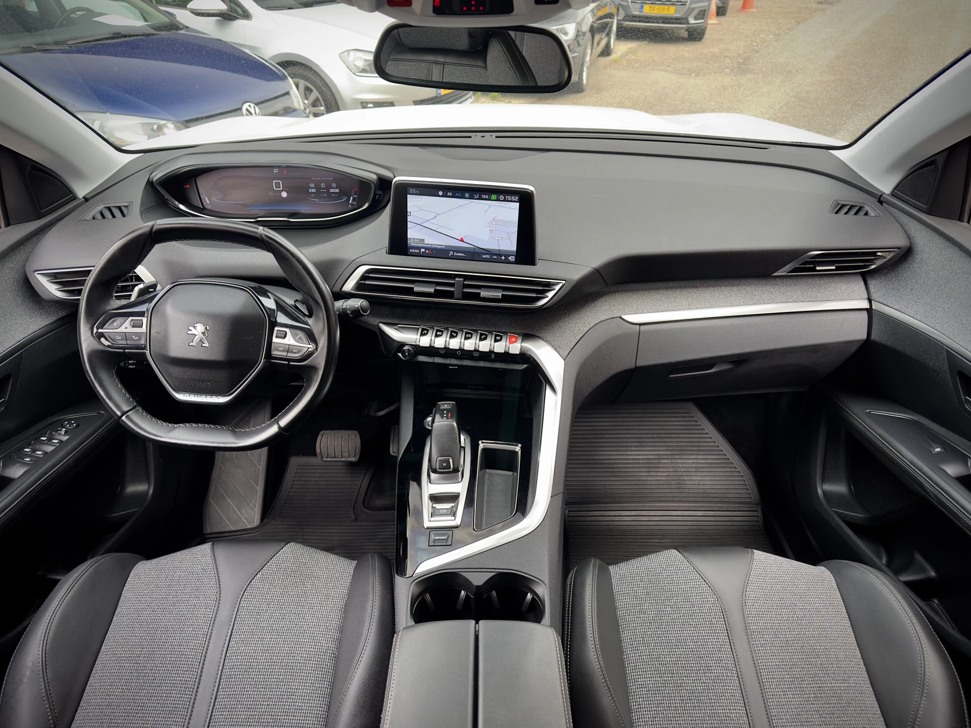 Hoofdafbeelding Peugeot 5008