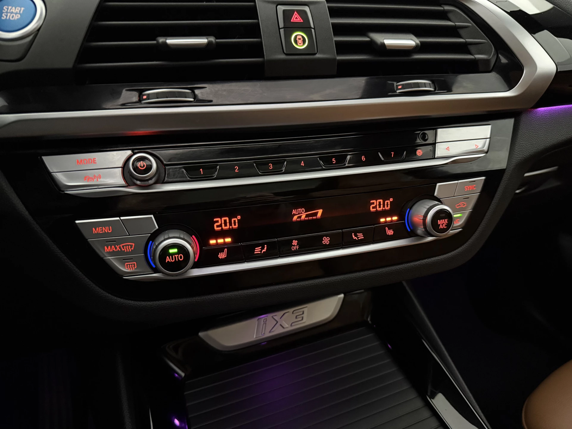 Hoofdafbeelding BMW iX3
