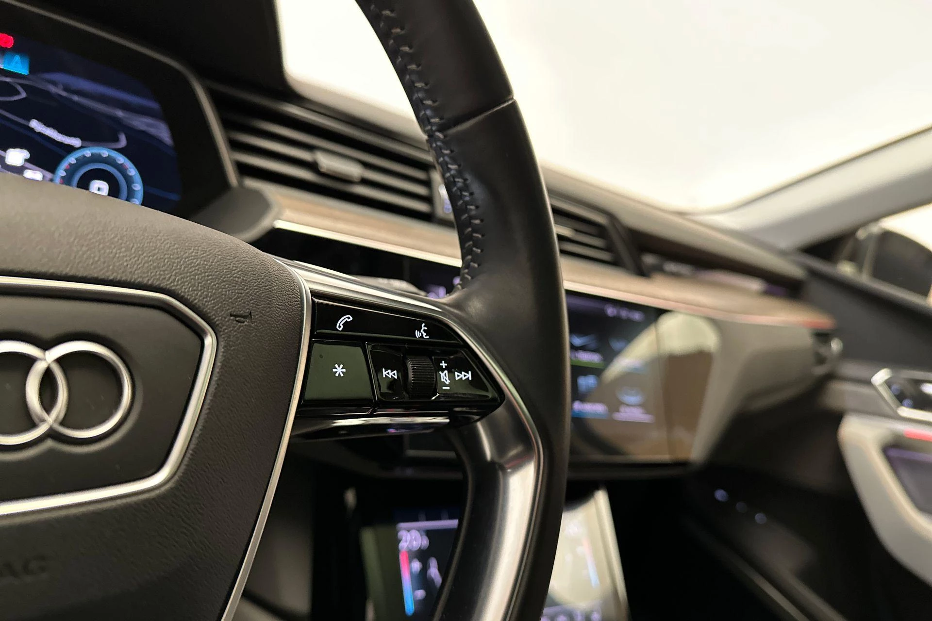 Hoofdafbeelding Audi e-tron