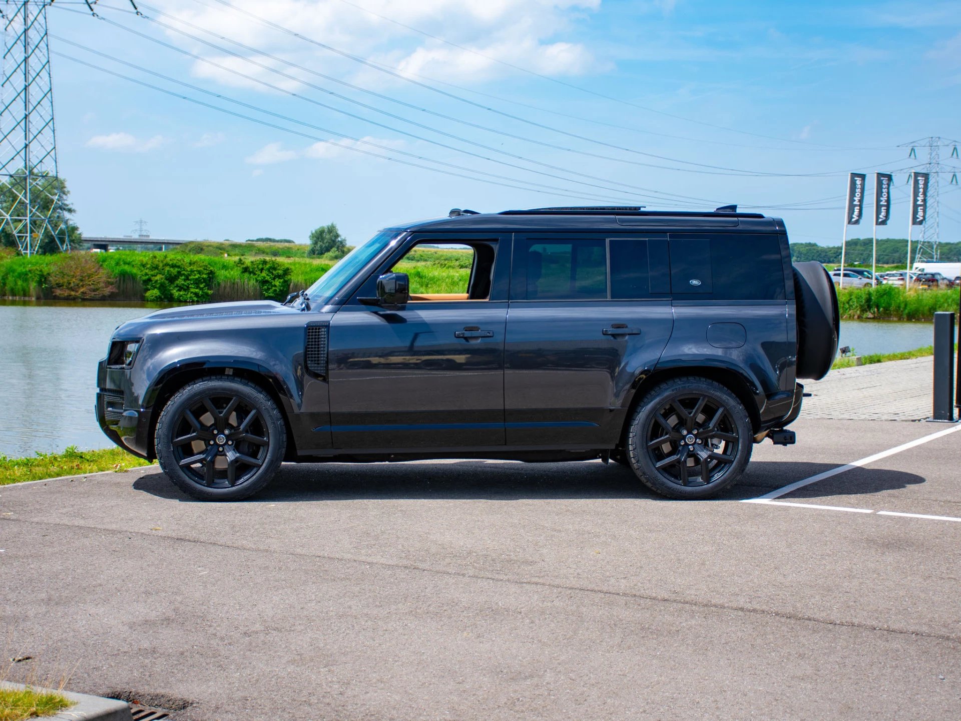 Hoofdafbeelding Land Rover Defender