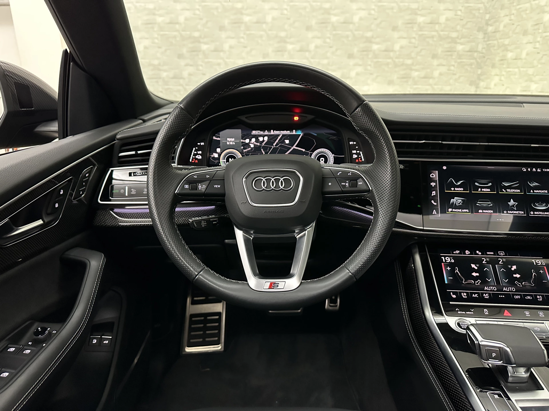 Hoofdafbeelding Audi Q8