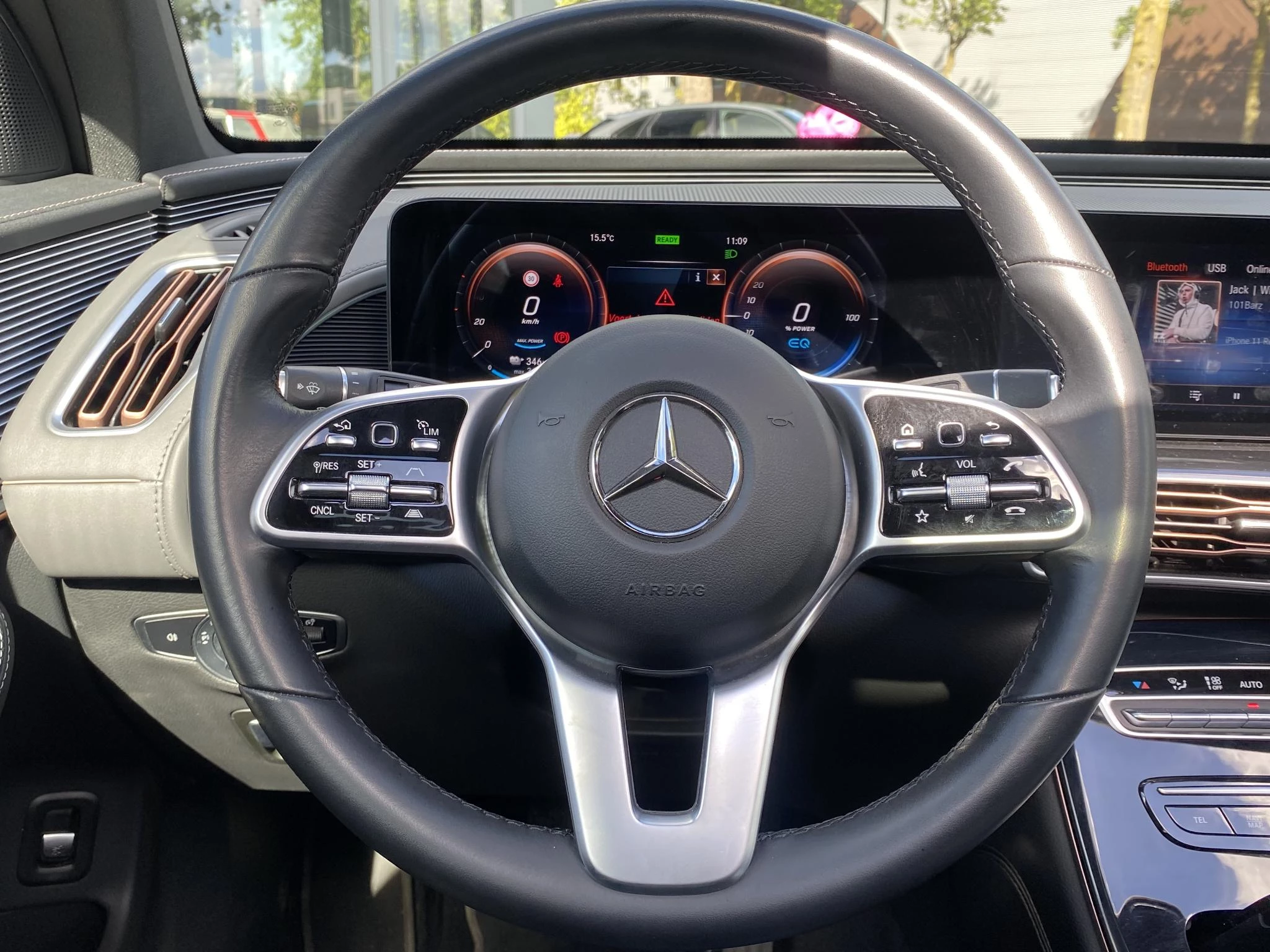 Hoofdafbeelding Mercedes-Benz EQC