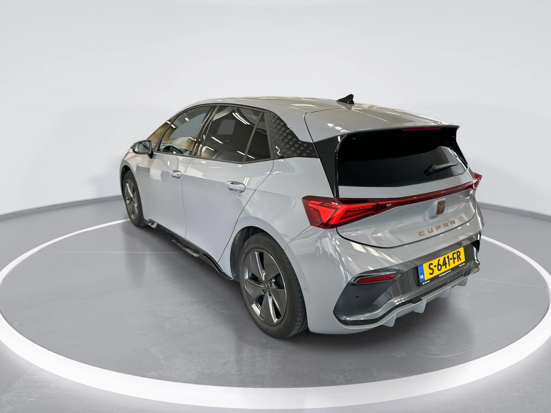 Hoofdafbeelding CUPRA Born