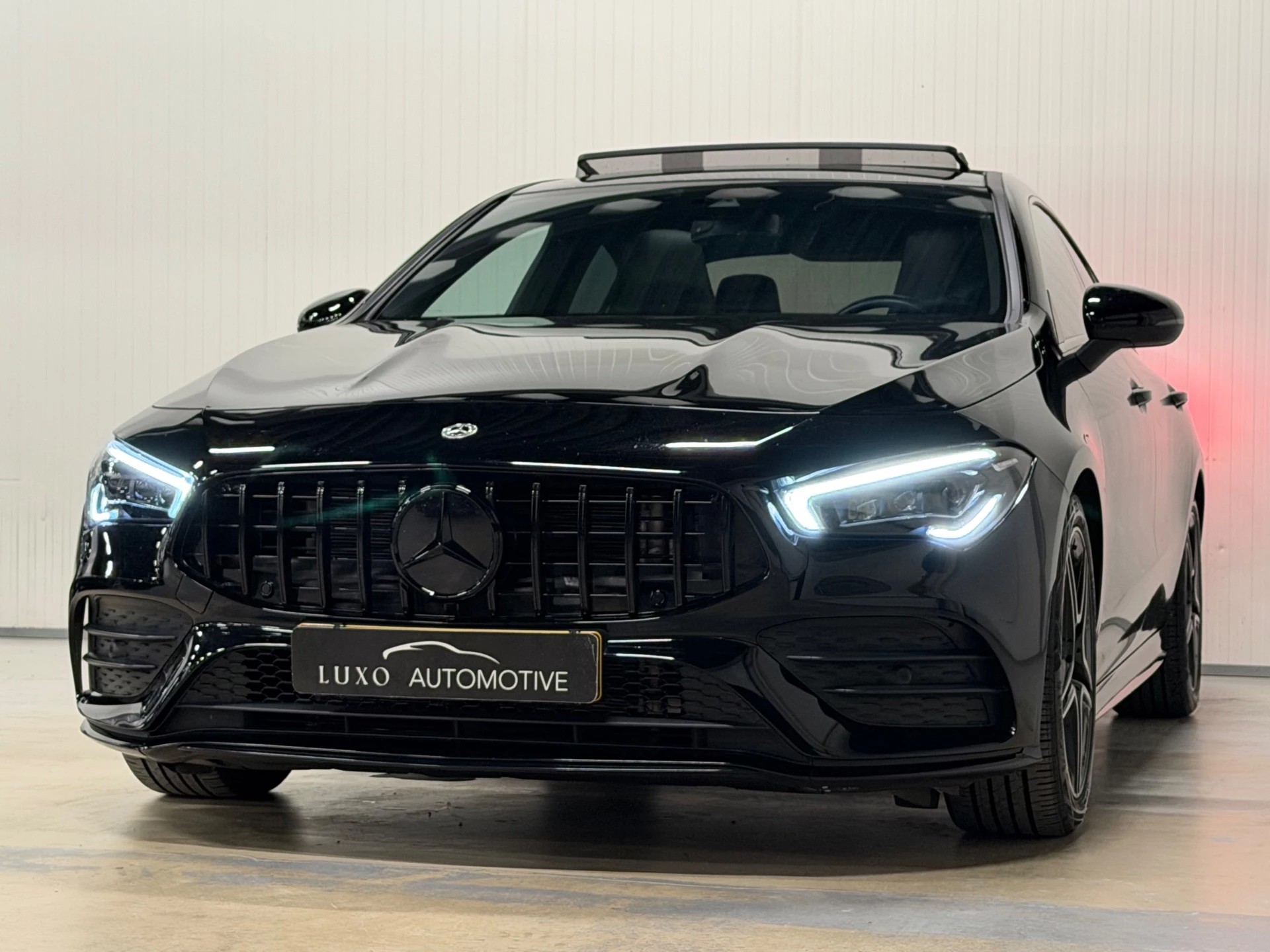 Hoofdafbeelding Mercedes-Benz CLA