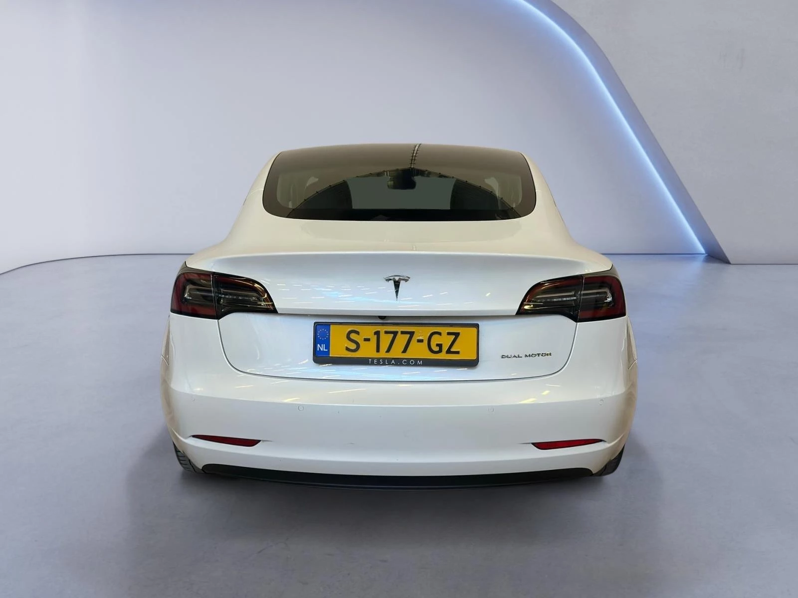 Hoofdafbeelding Tesla Model 3