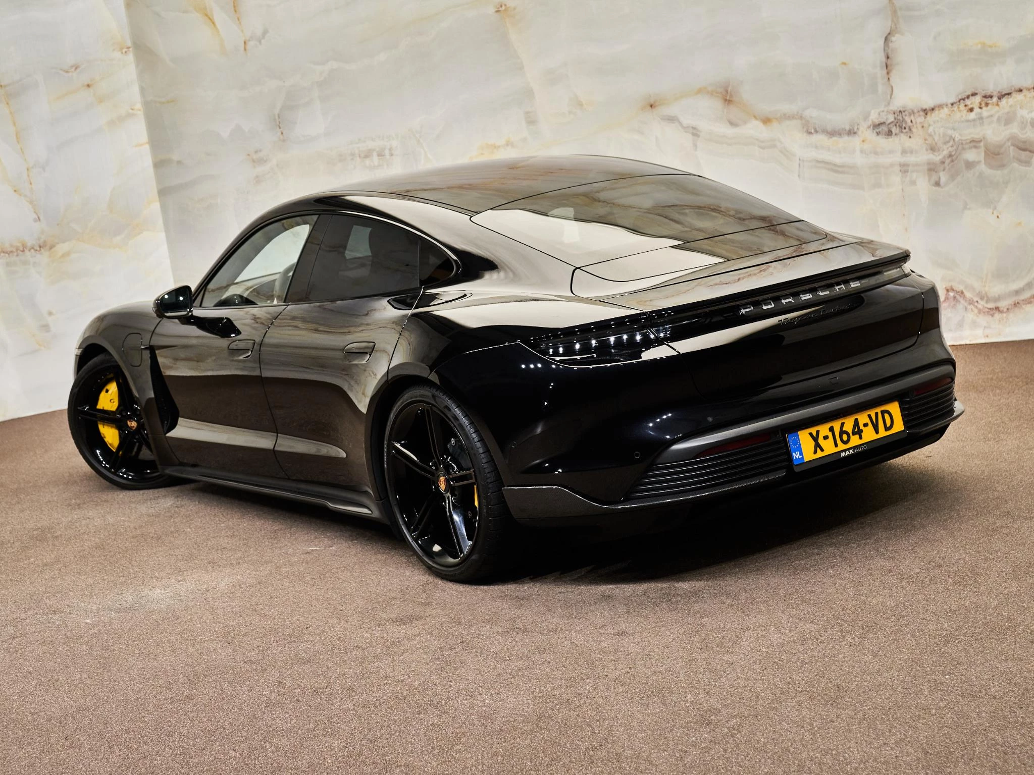 Hoofdafbeelding Porsche Taycan