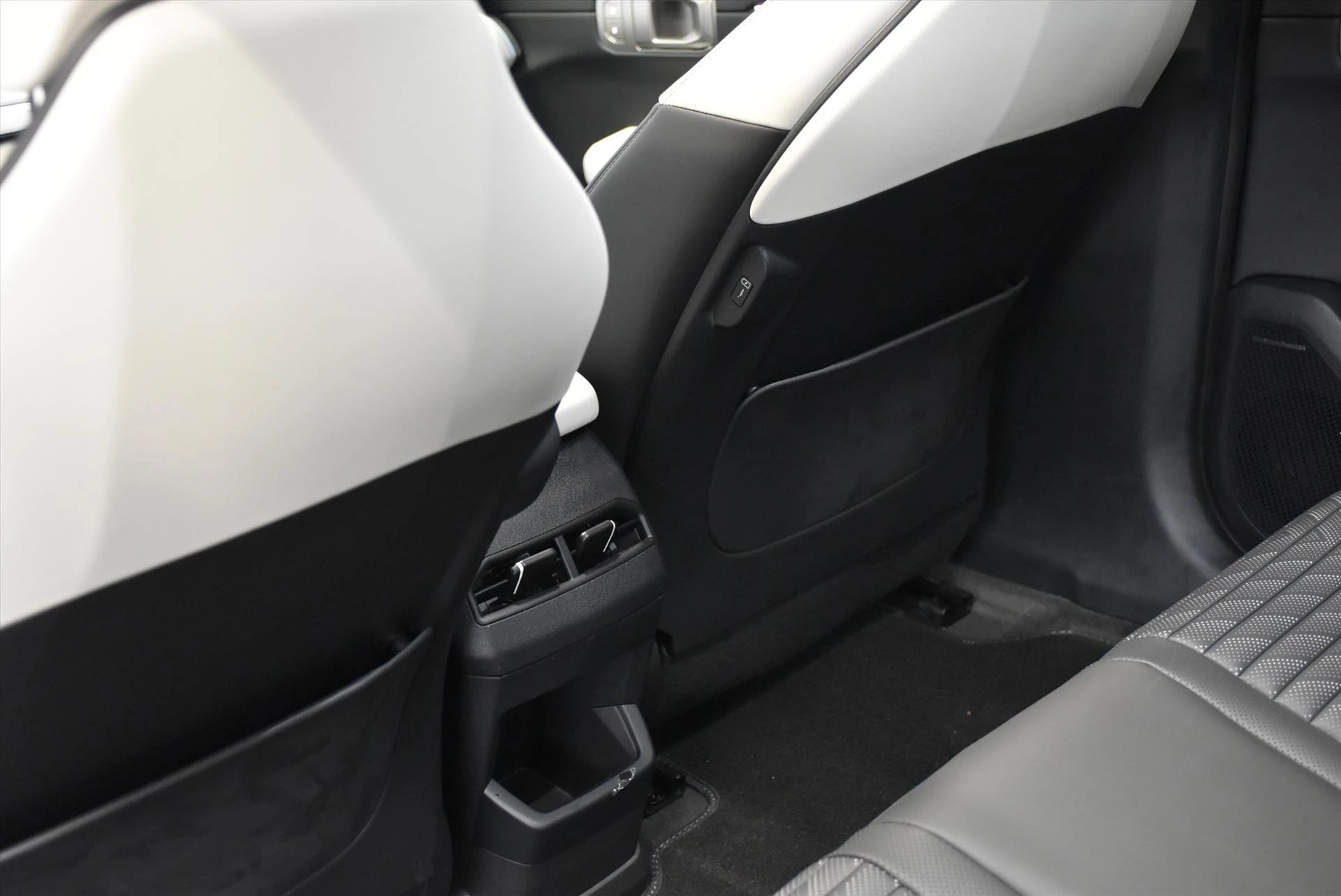 Hoofdafbeelding Kia EV4