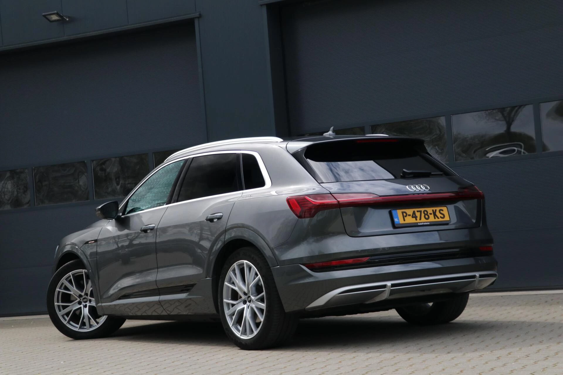 Hoofdafbeelding Audi e-tron