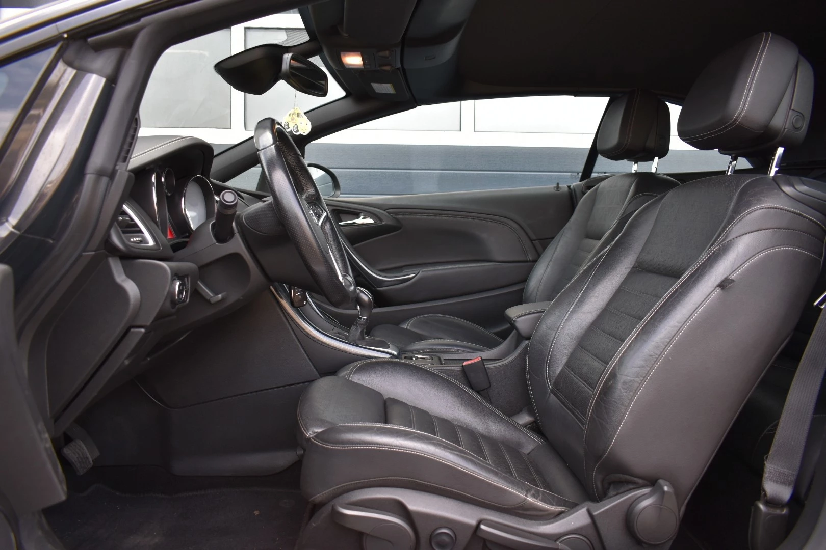 Hoofdafbeelding Opel Cascada