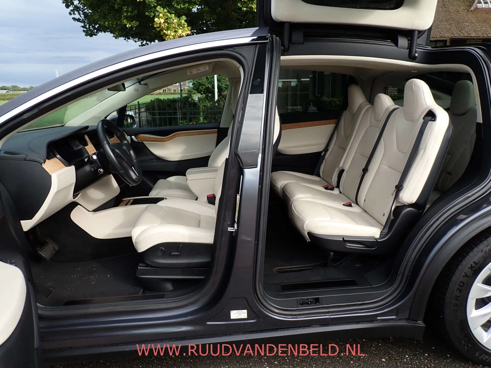 Hoofdafbeelding Tesla Model X
