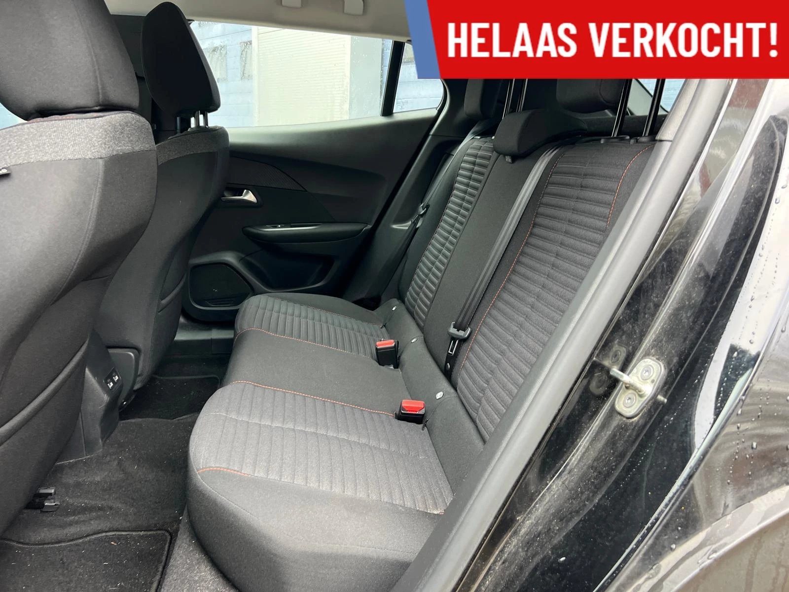 Hoofdafbeelding Peugeot e-2008