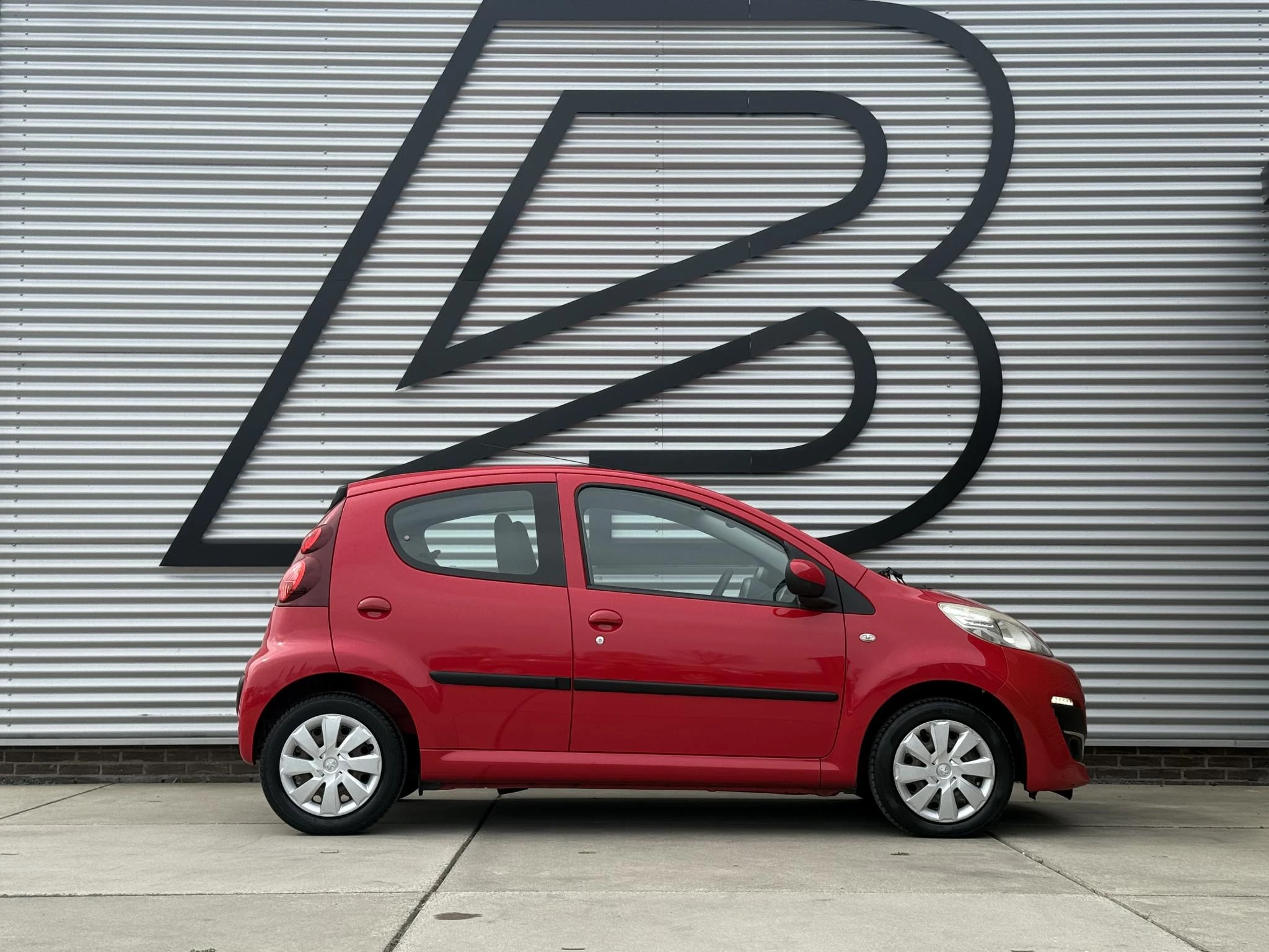 Hoofdafbeelding Peugeot 107