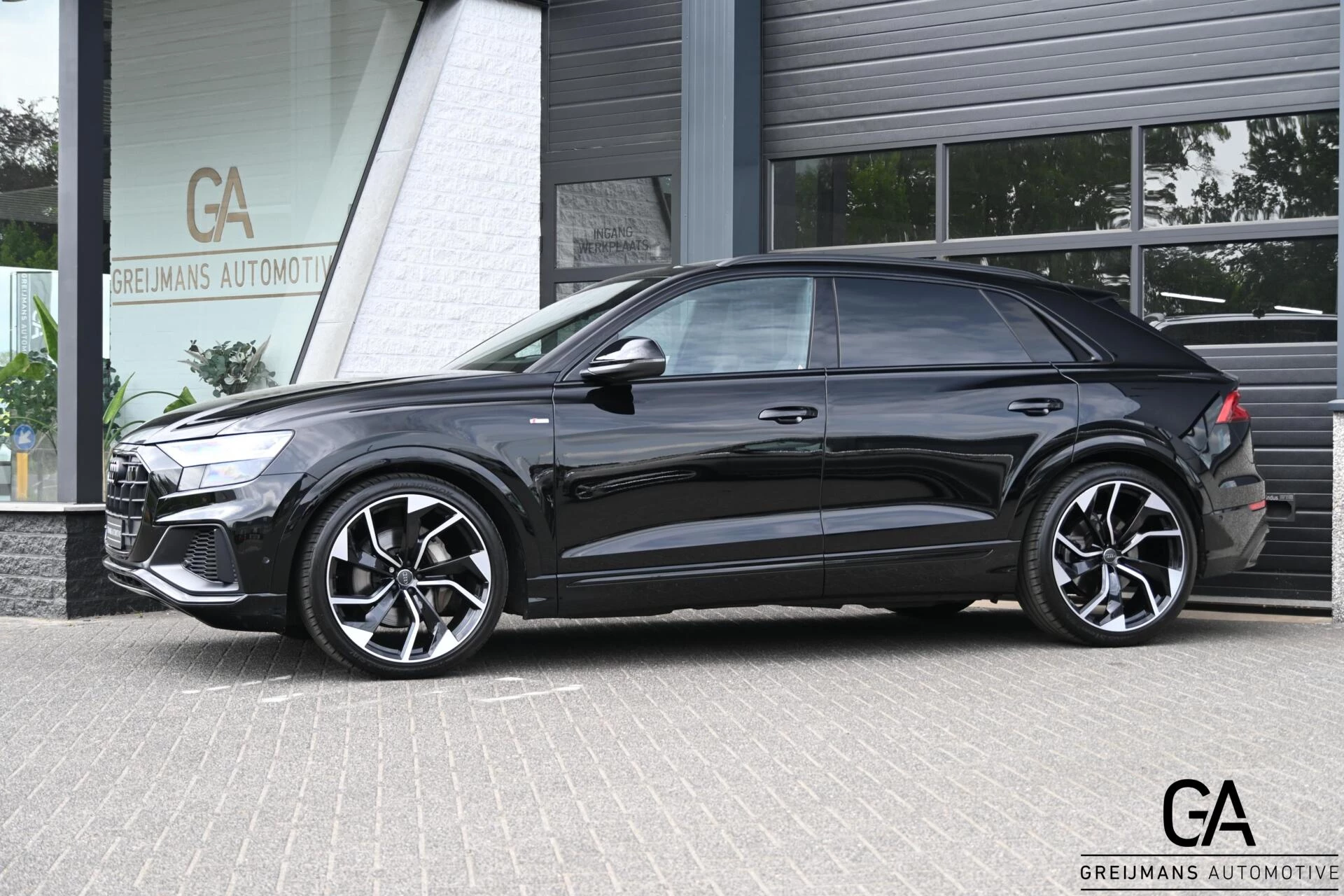 Hoofdafbeelding Audi Q8
