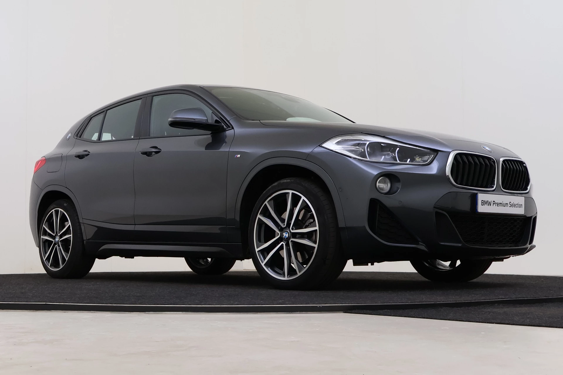 Hoofdafbeelding BMW X2