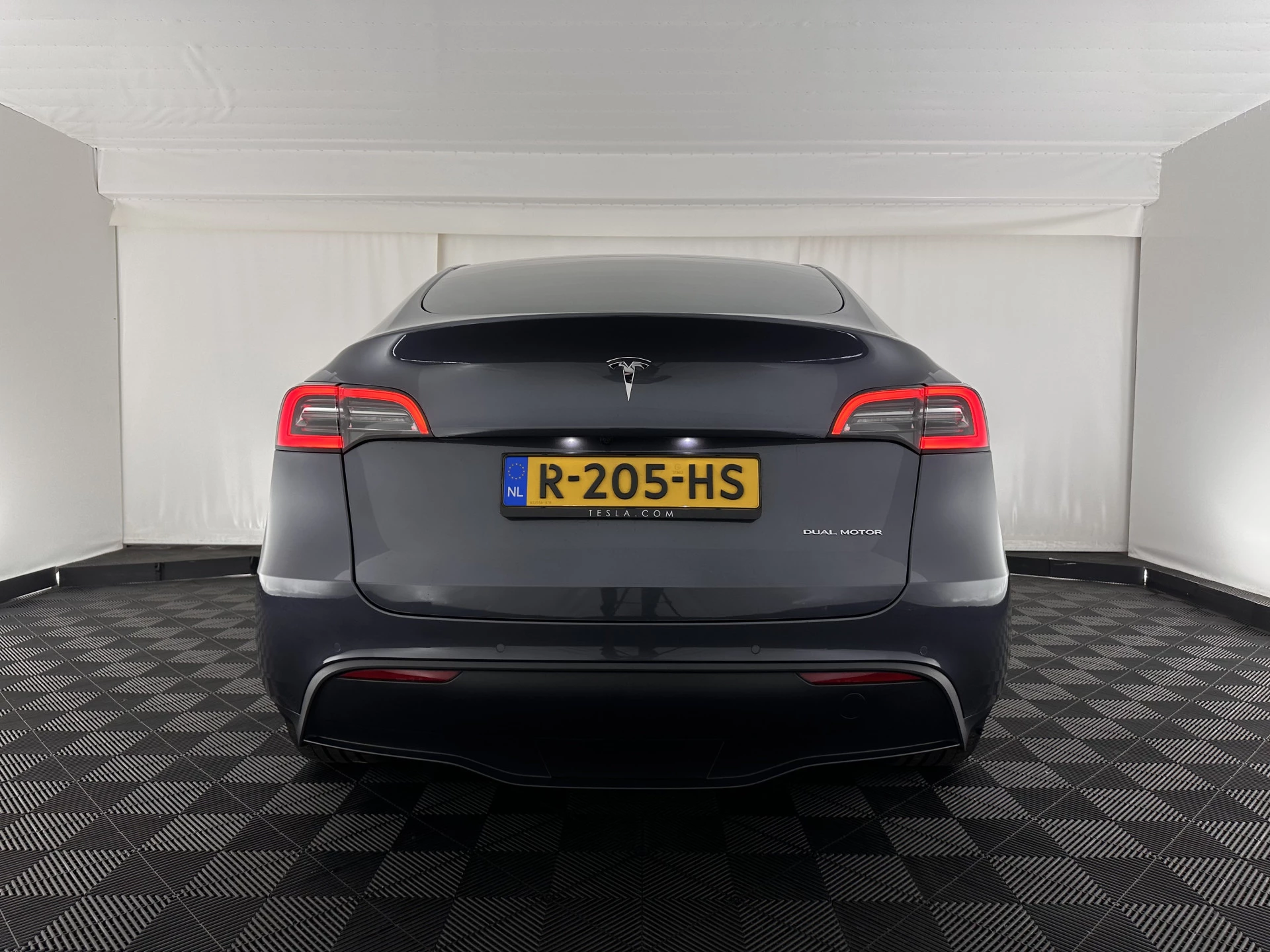 Hoofdafbeelding Tesla Model Y