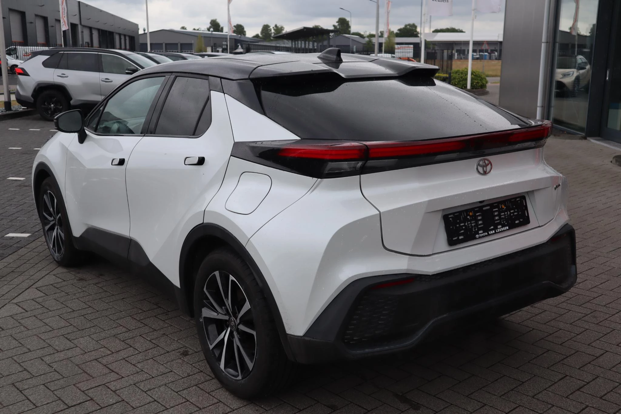 Hoofdafbeelding Toyota C-HR