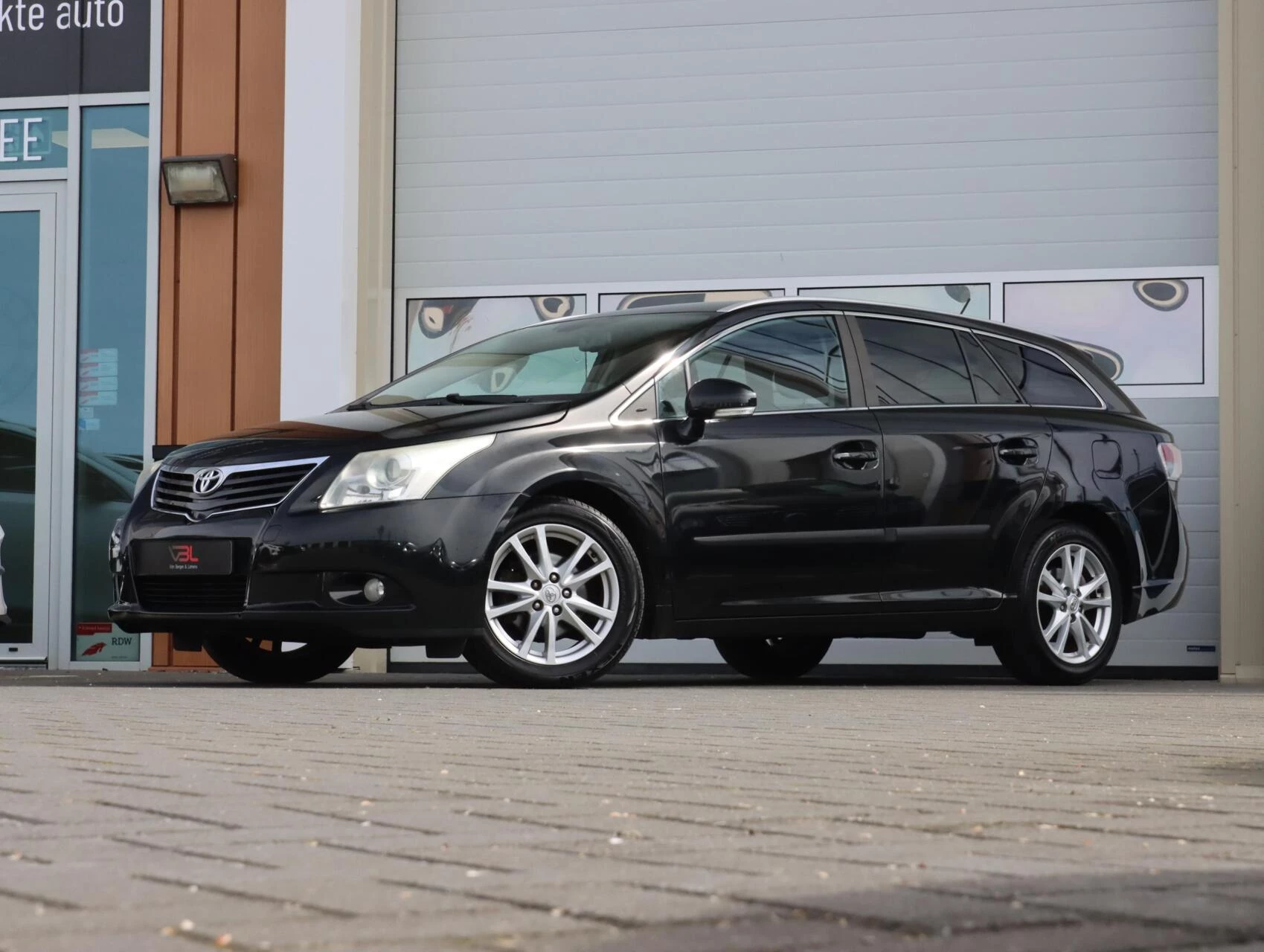 Hoofdafbeelding Toyota Avensis