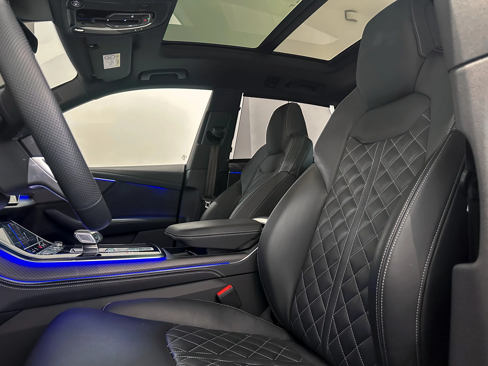 Hoofdafbeelding Audi Q8