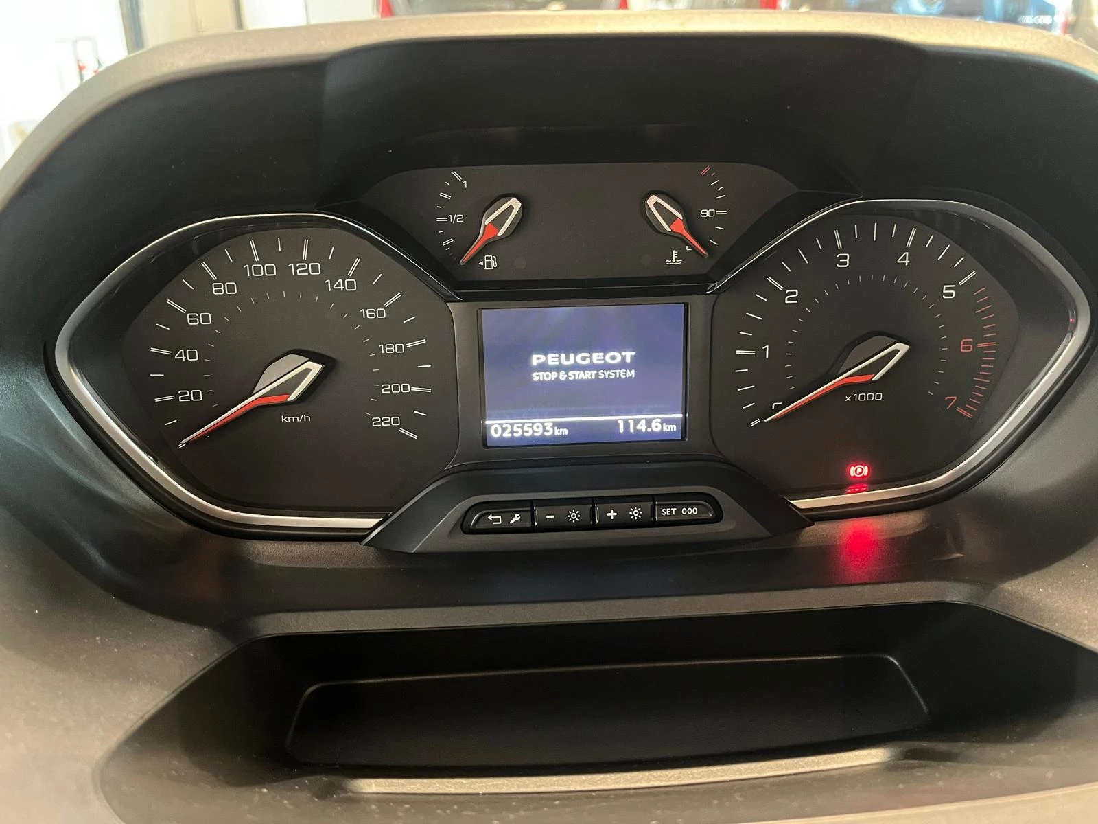 Hoofdafbeelding Peugeot Rifter