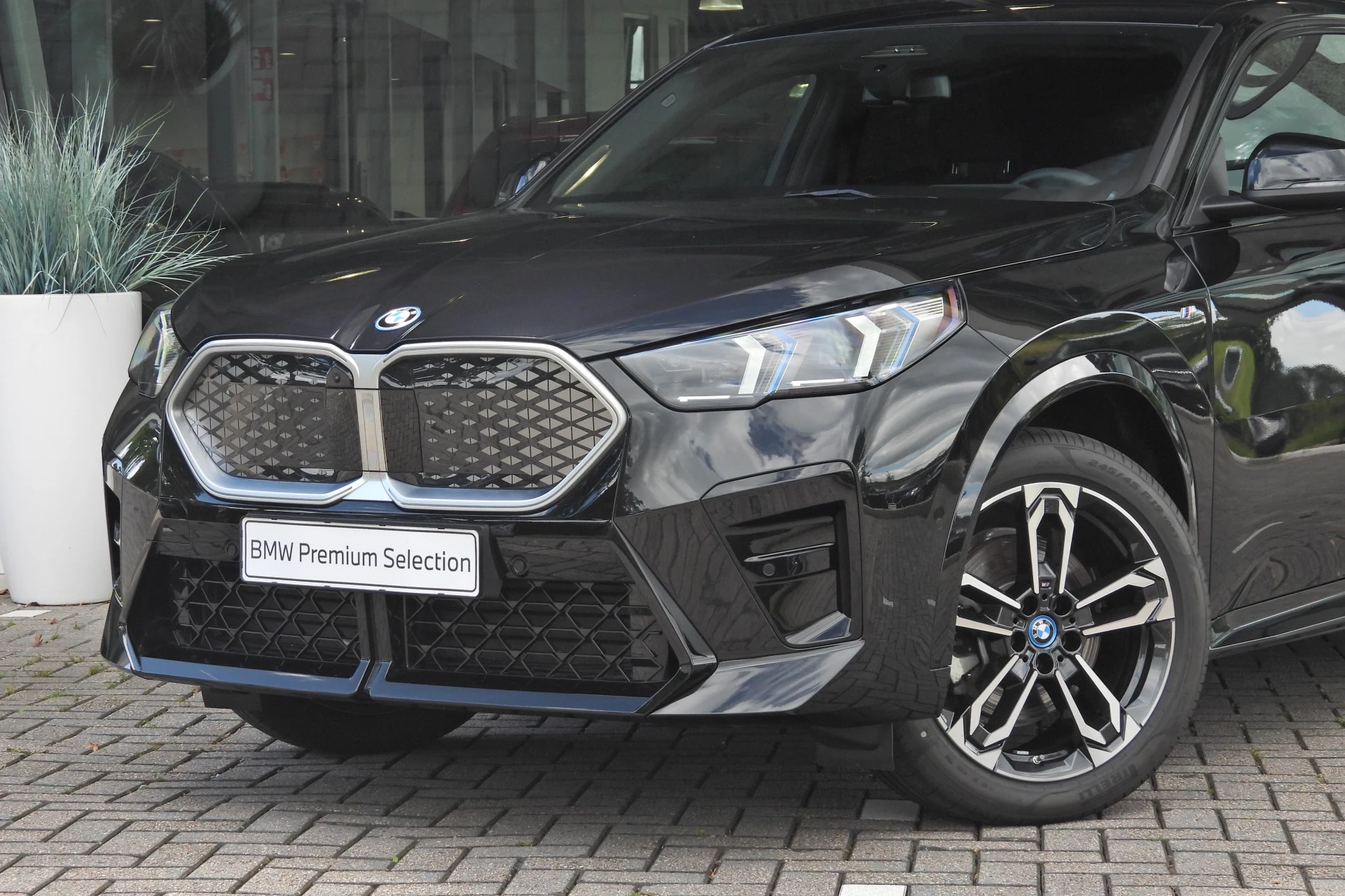 Hoofdafbeelding BMW iX2