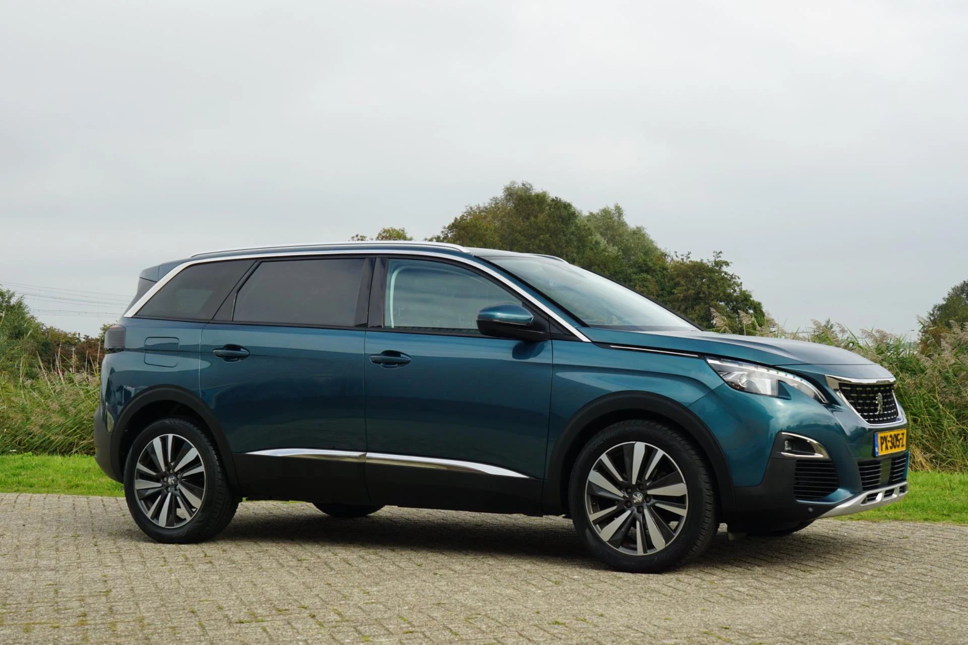 Hoofdafbeelding Peugeot 5008