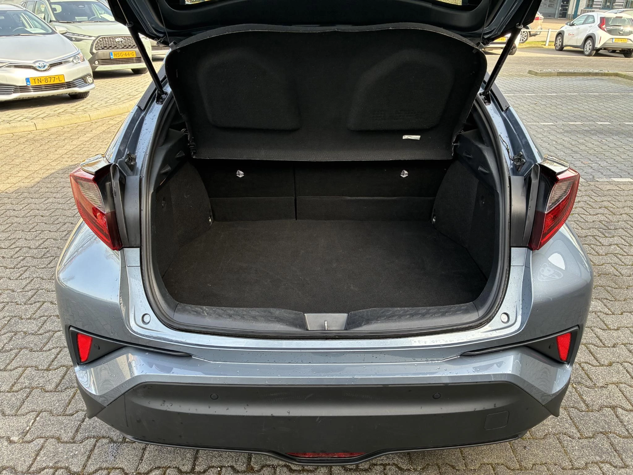 Hoofdafbeelding Toyota C-HR