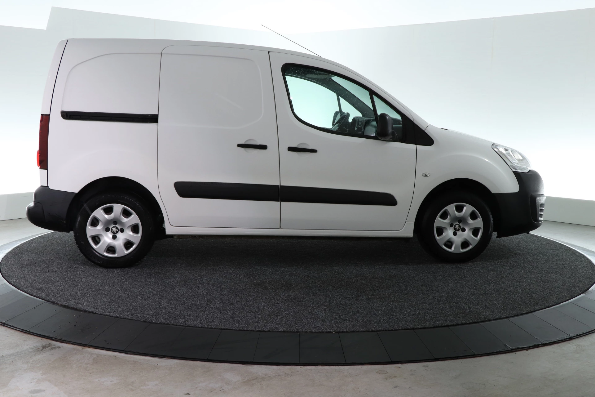 Hoofdafbeelding Peugeot Partner