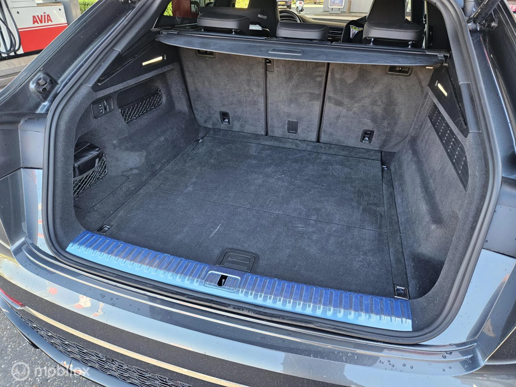 Hoofdafbeelding Audi RSQ8