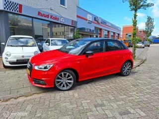 AUDI A1 SPORTBACK 1.0 TFSI S-LINE ADRENALIN / Cruise Control / Navigatie /