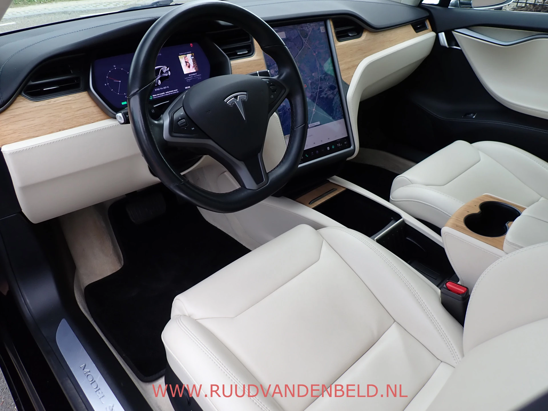 Hoofdafbeelding Tesla Model S
