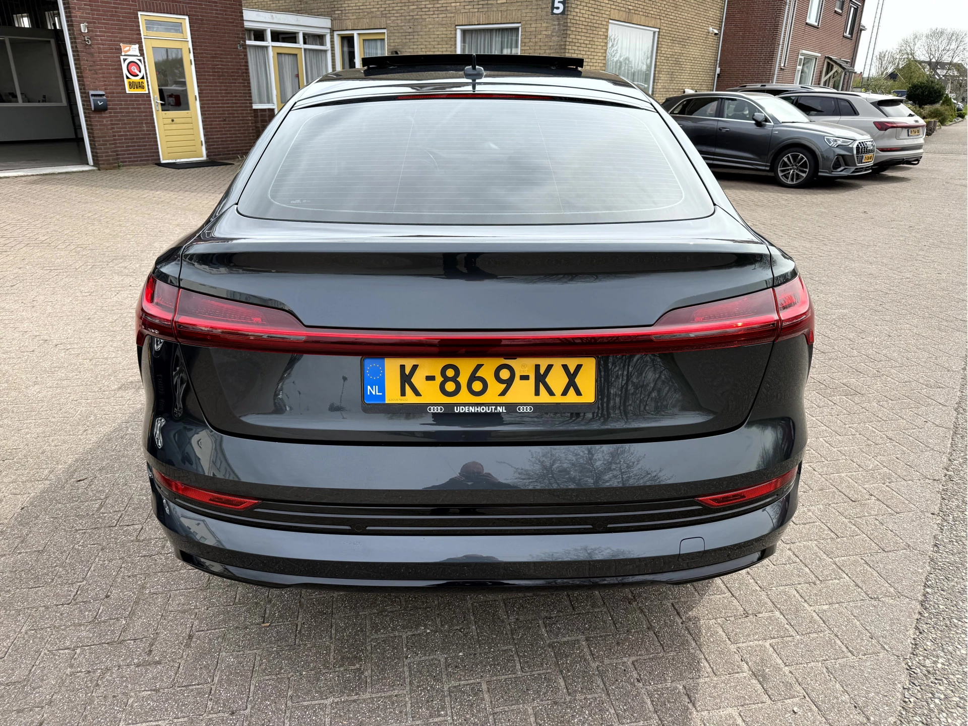 Hoofdafbeelding Audi e-tron