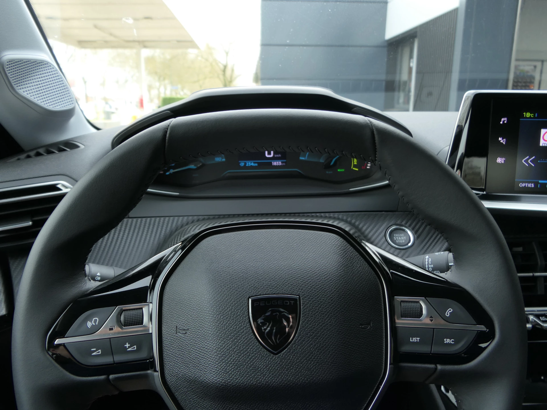 Hoofdafbeelding Peugeot e-208