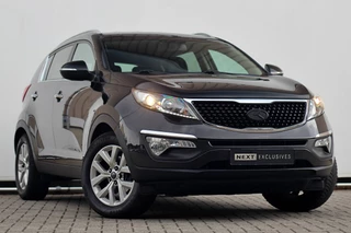 Hoofdafbeelding Kia Sportage Kia Sportage 1.6 GDI World Cup Edition | Orig. NL | Trekhaak | Camera | Stoelverw. | Navi | Blue |