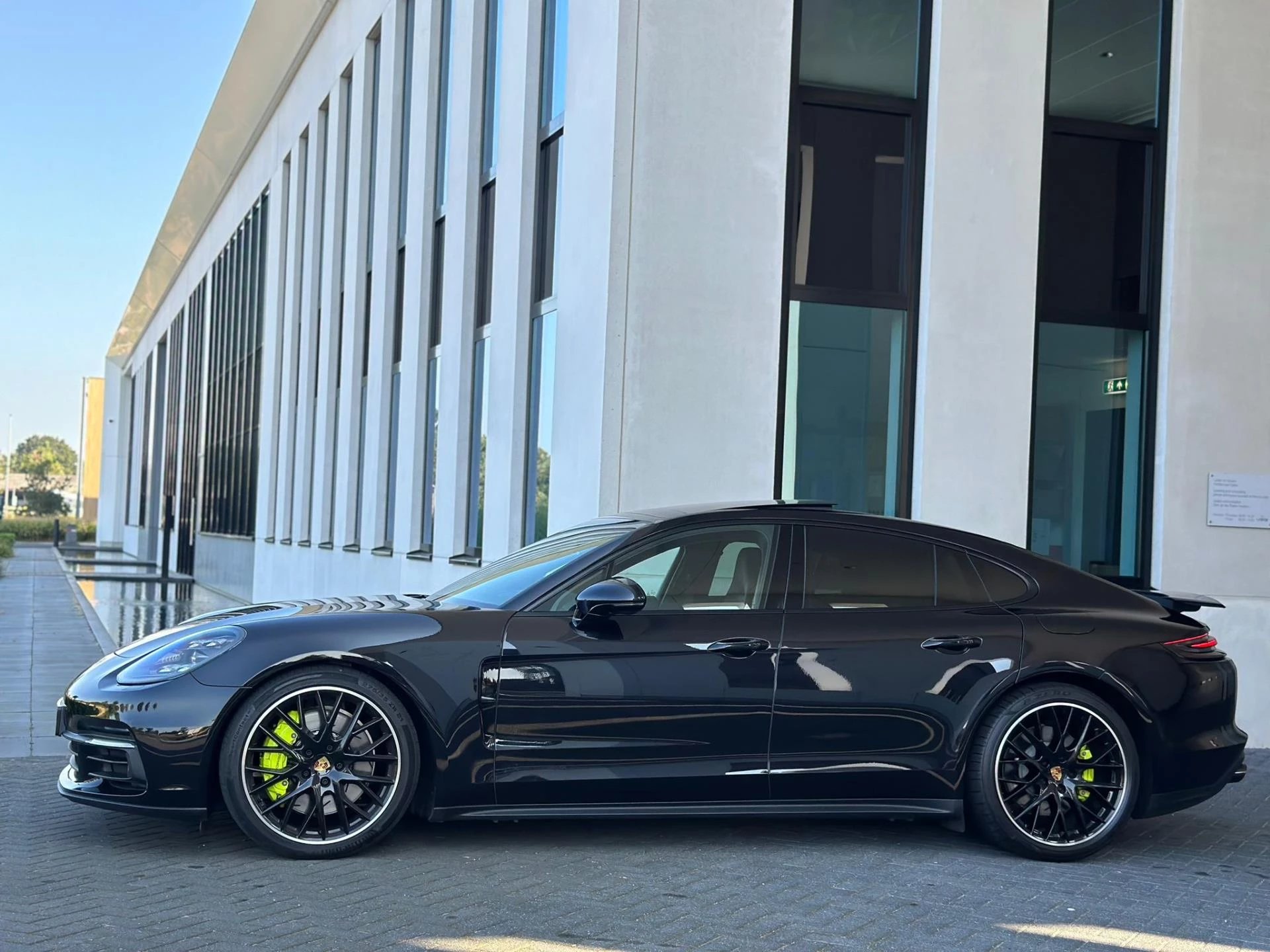 Hoofdafbeelding Porsche Panamera