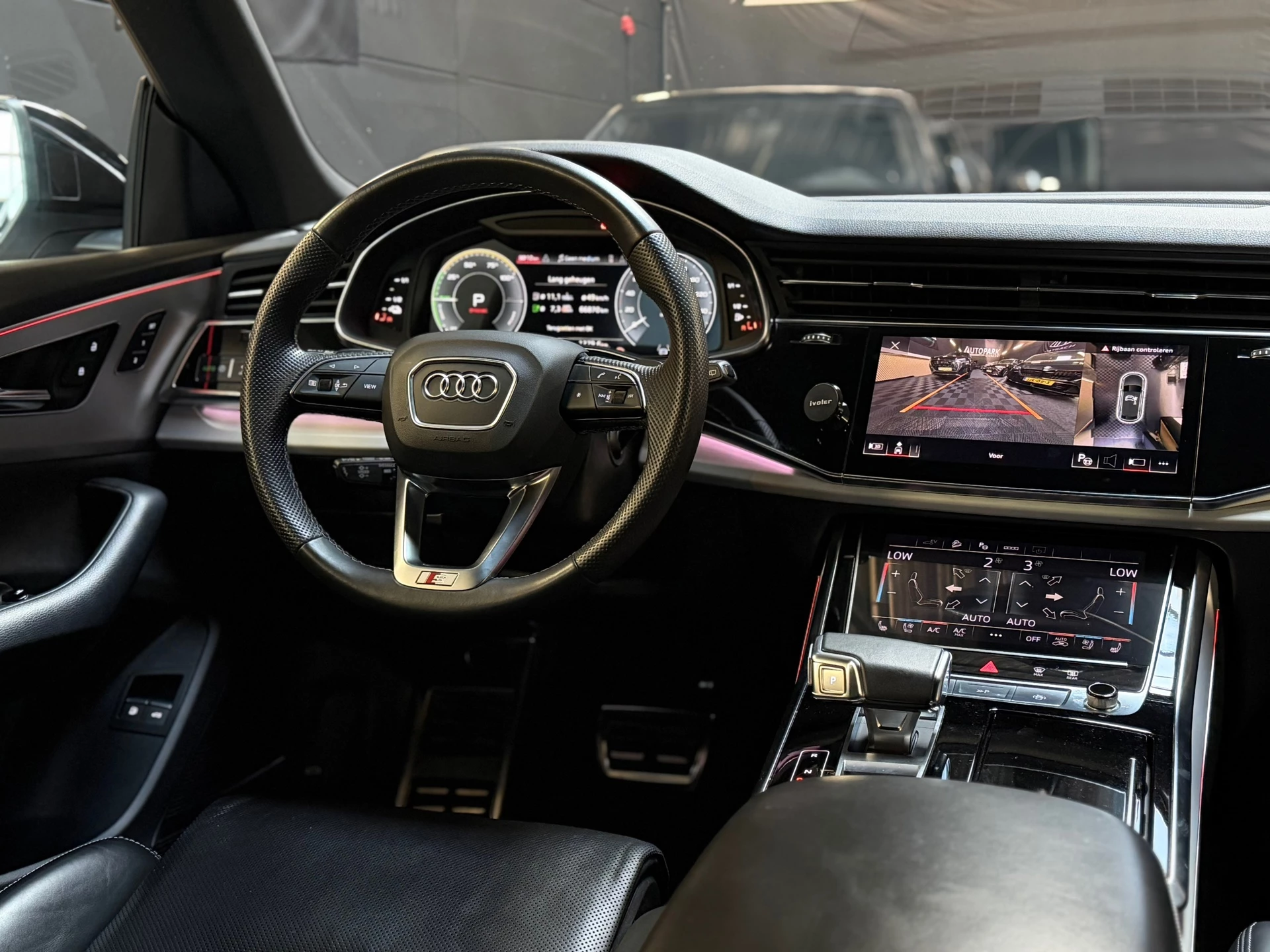 Hoofdafbeelding Audi Q8